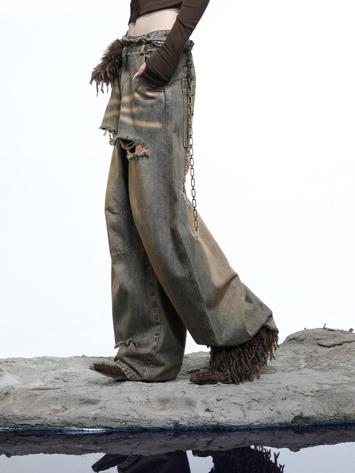 BAGGY FADE WASH RIPPED JEANS