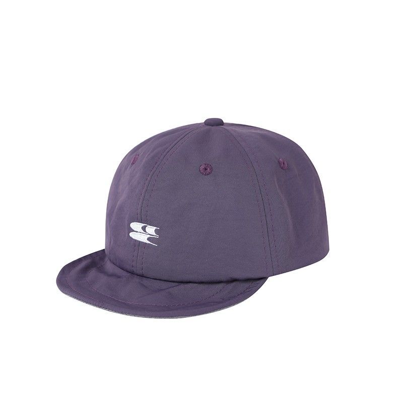 FLAT BRIM BASEBALL HAT WITH CARABINER