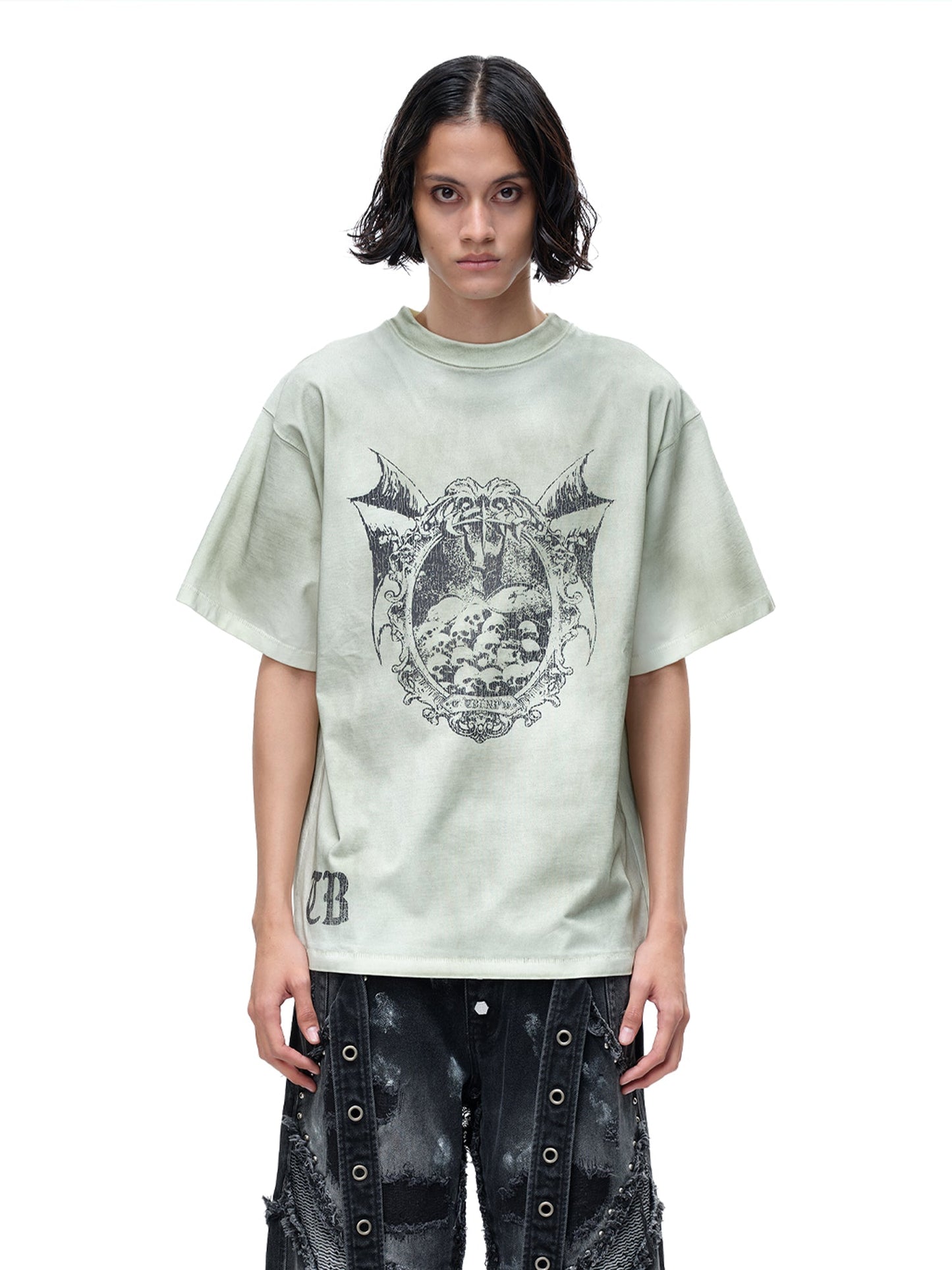 LUMINOUS DAWN KNIGHT BADGE S/S TEE