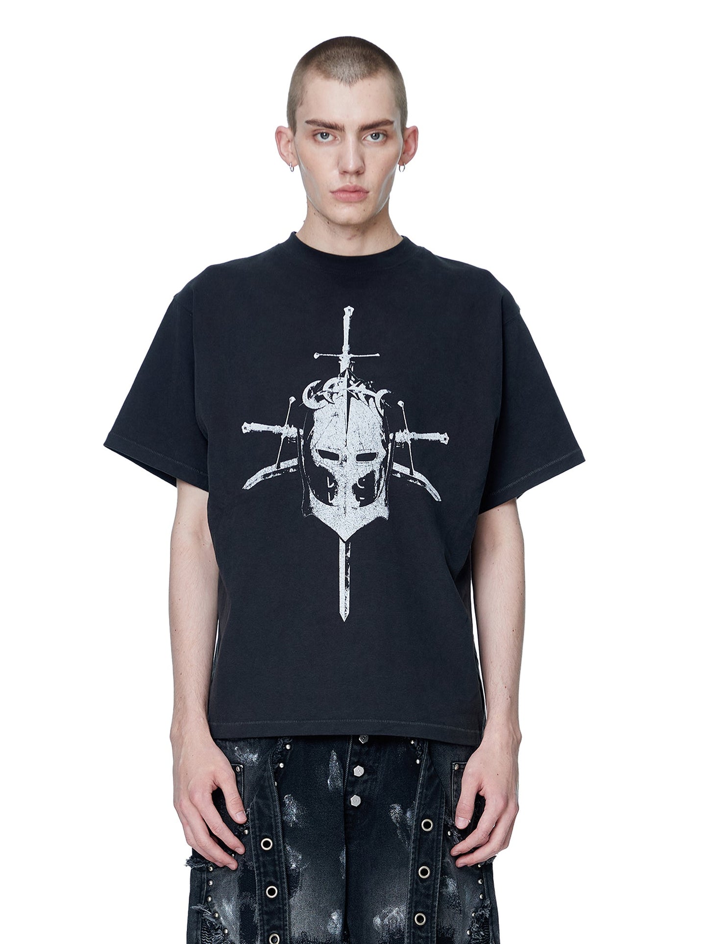 LUMINOUS DAWN KNIGHT & SWORD S/S TEE
