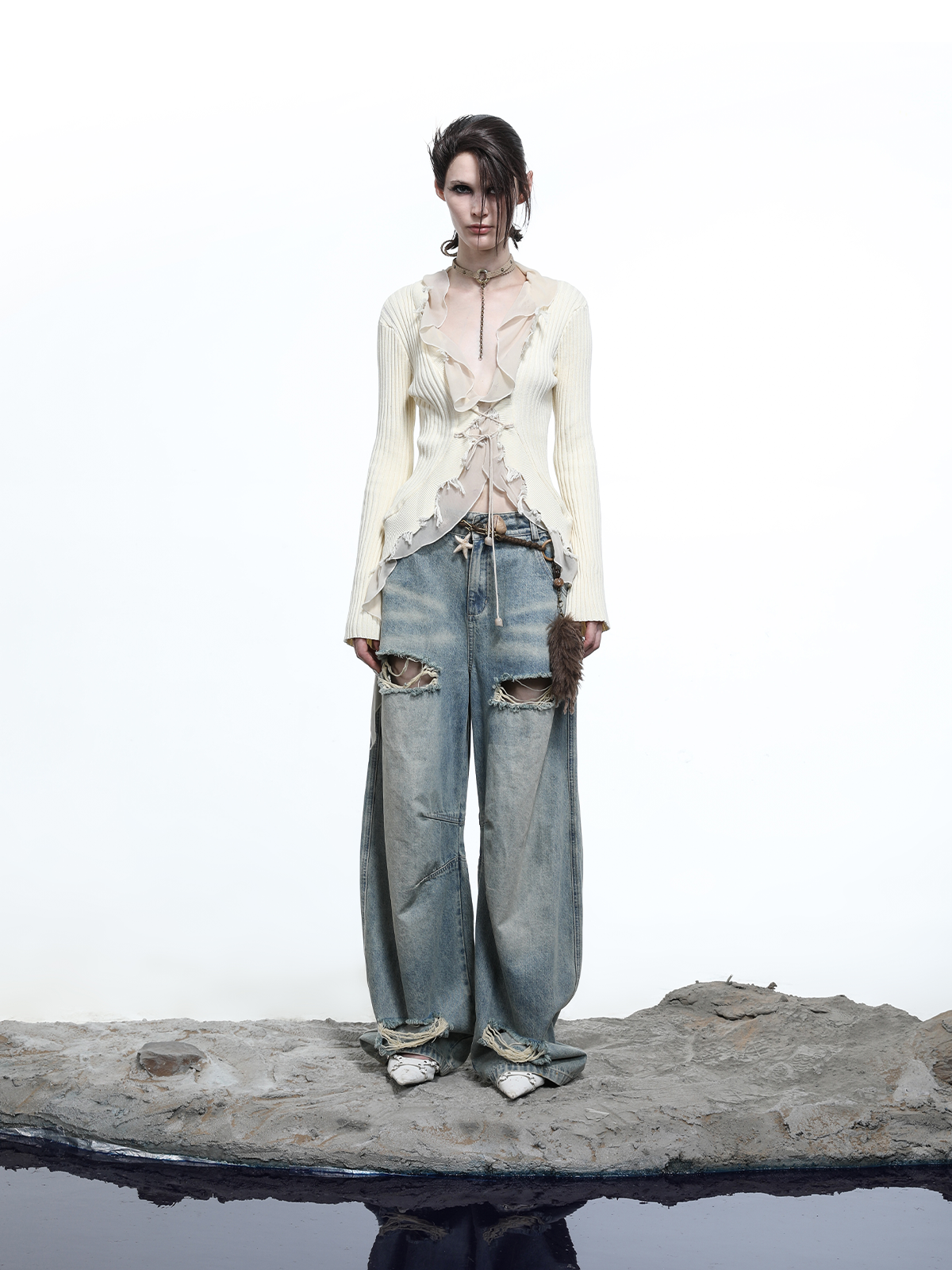 BAGGY FADE WASH RIPPED JEANS