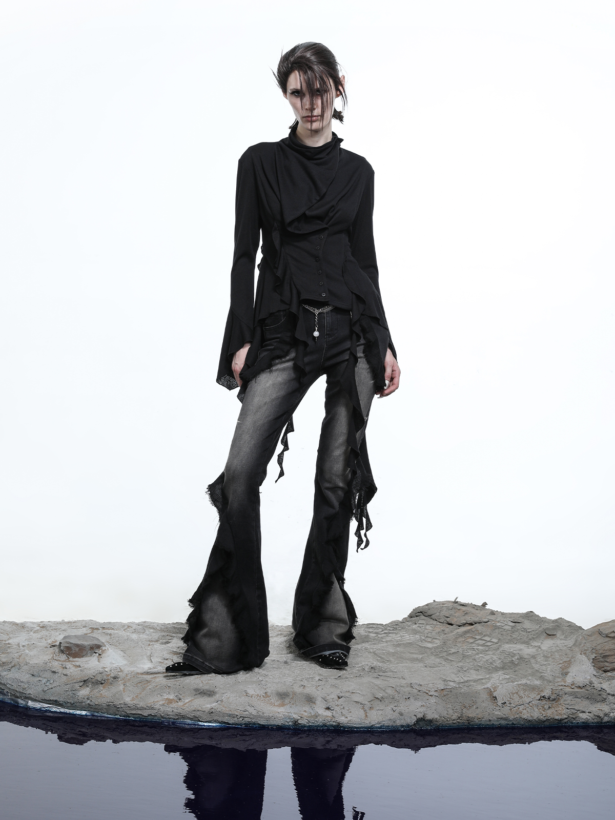 FLARED BLOUSE WITH RUFFLES