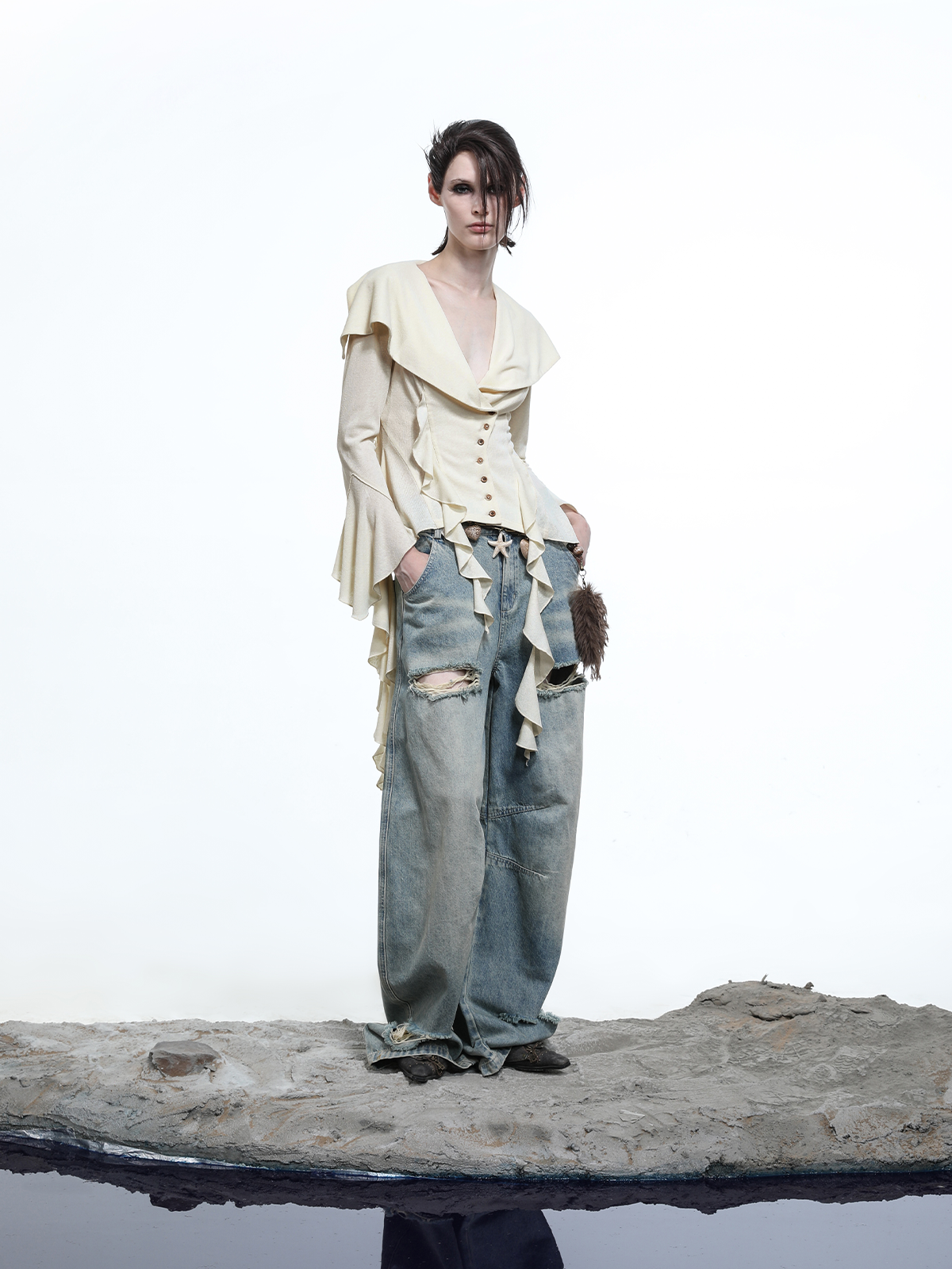 FLARED BLOUSE WITH RUFFLES