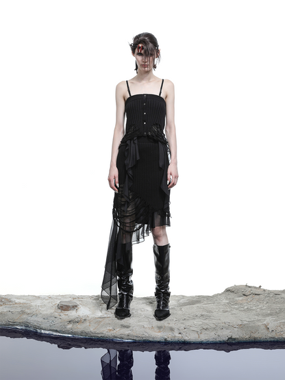 DISTRESSED KNITTED TOP WITH RUFFLES