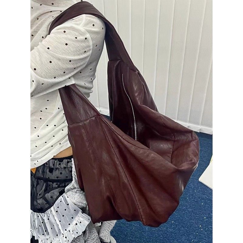 OVERSIZE SHOULDER BAG